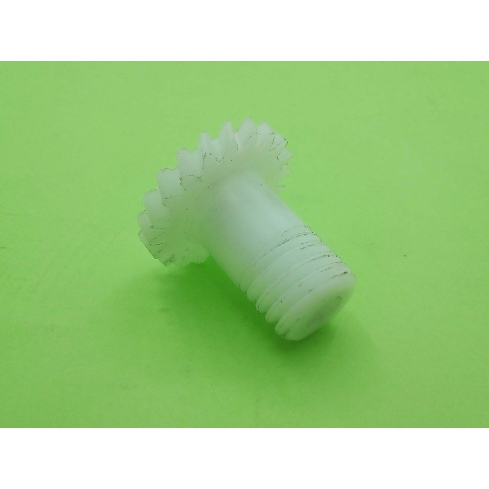 YAMAHA DT 125 DEVİR DİŞLİSİ PLASTİK 20T &Ouml;M