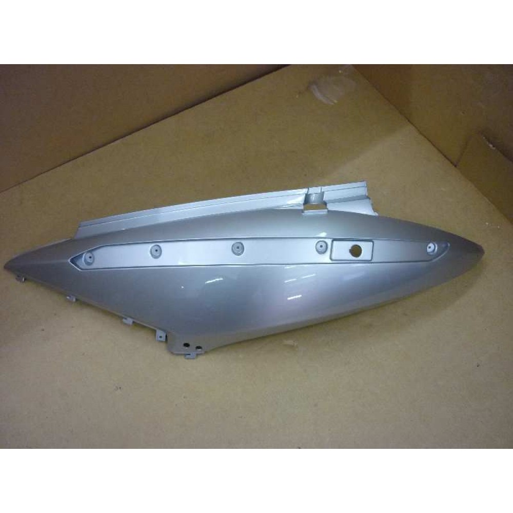 SYM GTS 250 KARBURATOR AYAR KAPAGI SELE ALTI BAGAJ ICI SYM GTS 250 KARBURATOR AYAR KAPAGI SELE ALTI BAGAJ ICI
