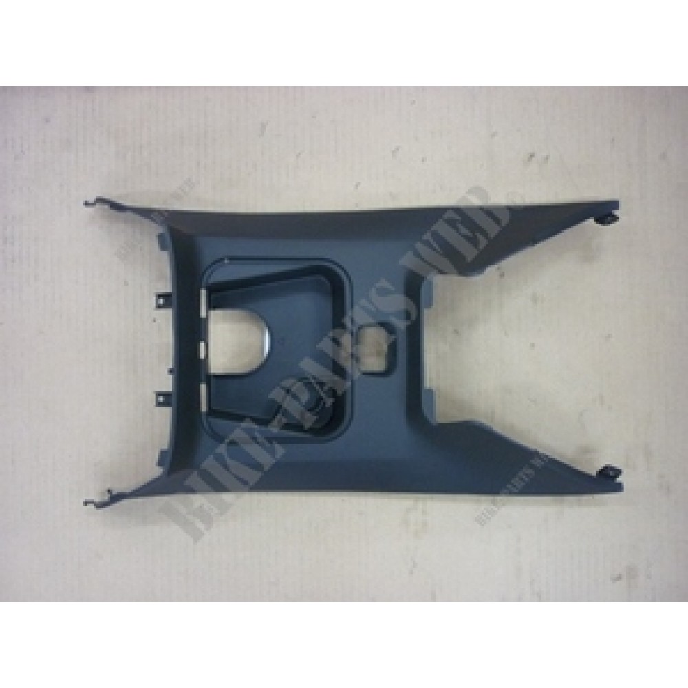 SYM MAX 600 YOLCU TUTAMAK SIYAH MET KX ARKA SOL