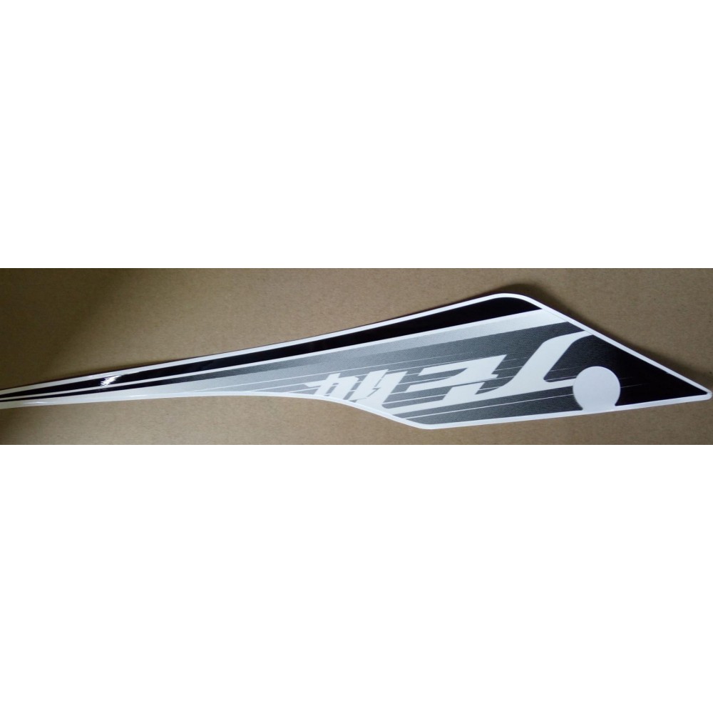 SYM JET 14 200 E5 LOGO STICKER ON KAPAGI KUTUSU SAG(R.)_T1_BEYAZ_T1