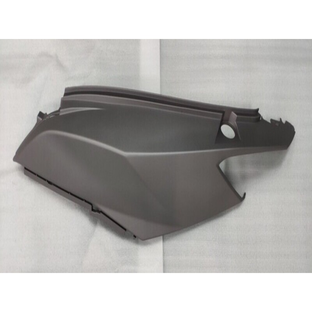 SYM JET14 200 İE GRENAJ BAGLANTI KAPAK ARKA SOL SIYAH MAT
